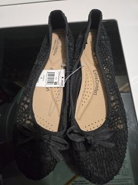 Falls Creek Black Lace Ballet Flats with Bow